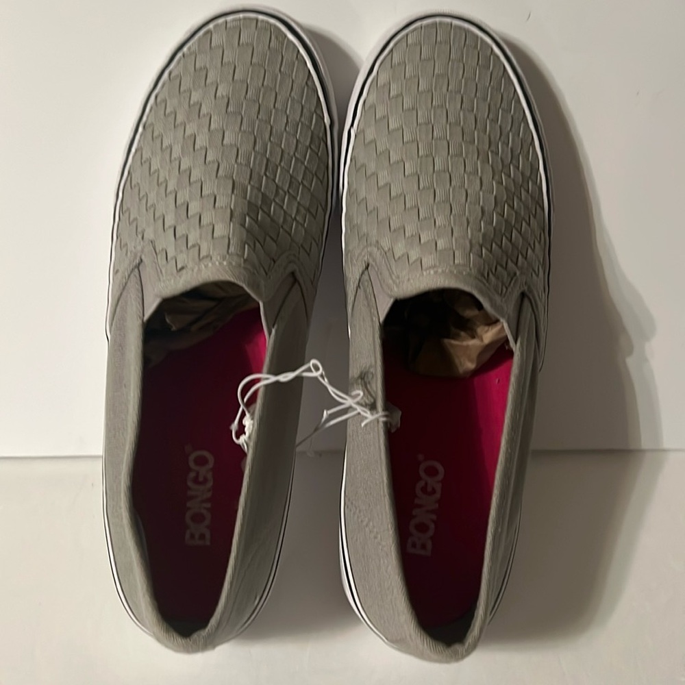 New Bongo Women’s Slip On Sneakers
